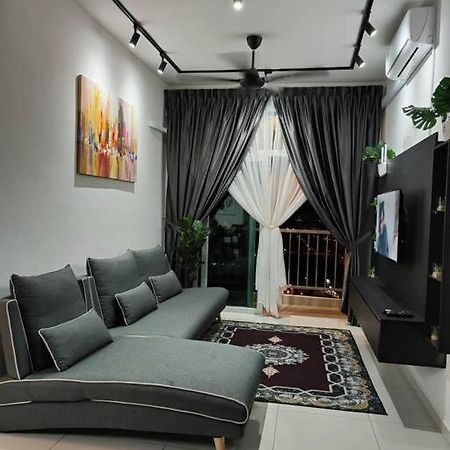 F&H Homestay,Ипох Экстерьер фото